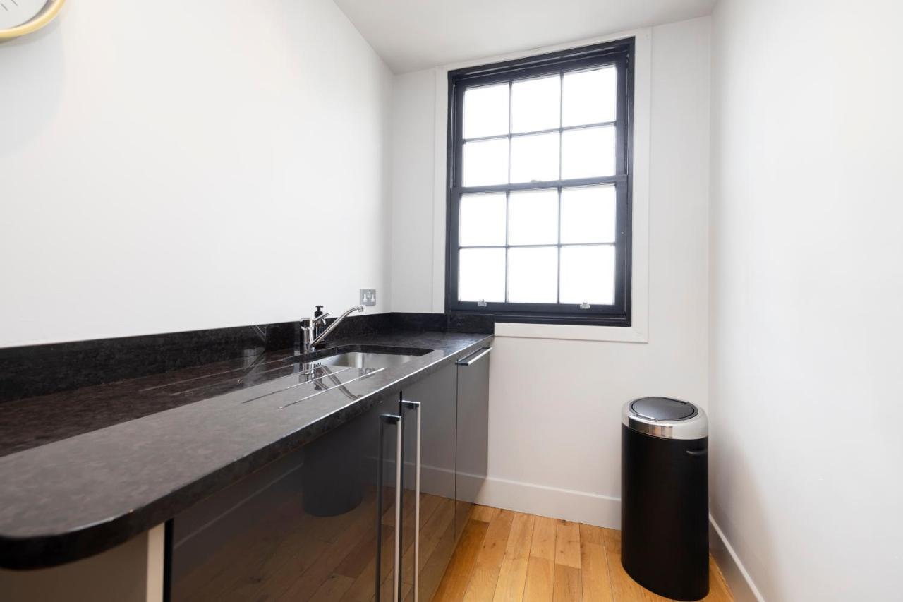 Joivy Luxury Flat Near Edinburgh Castle Lägenhet Exteriör bild
