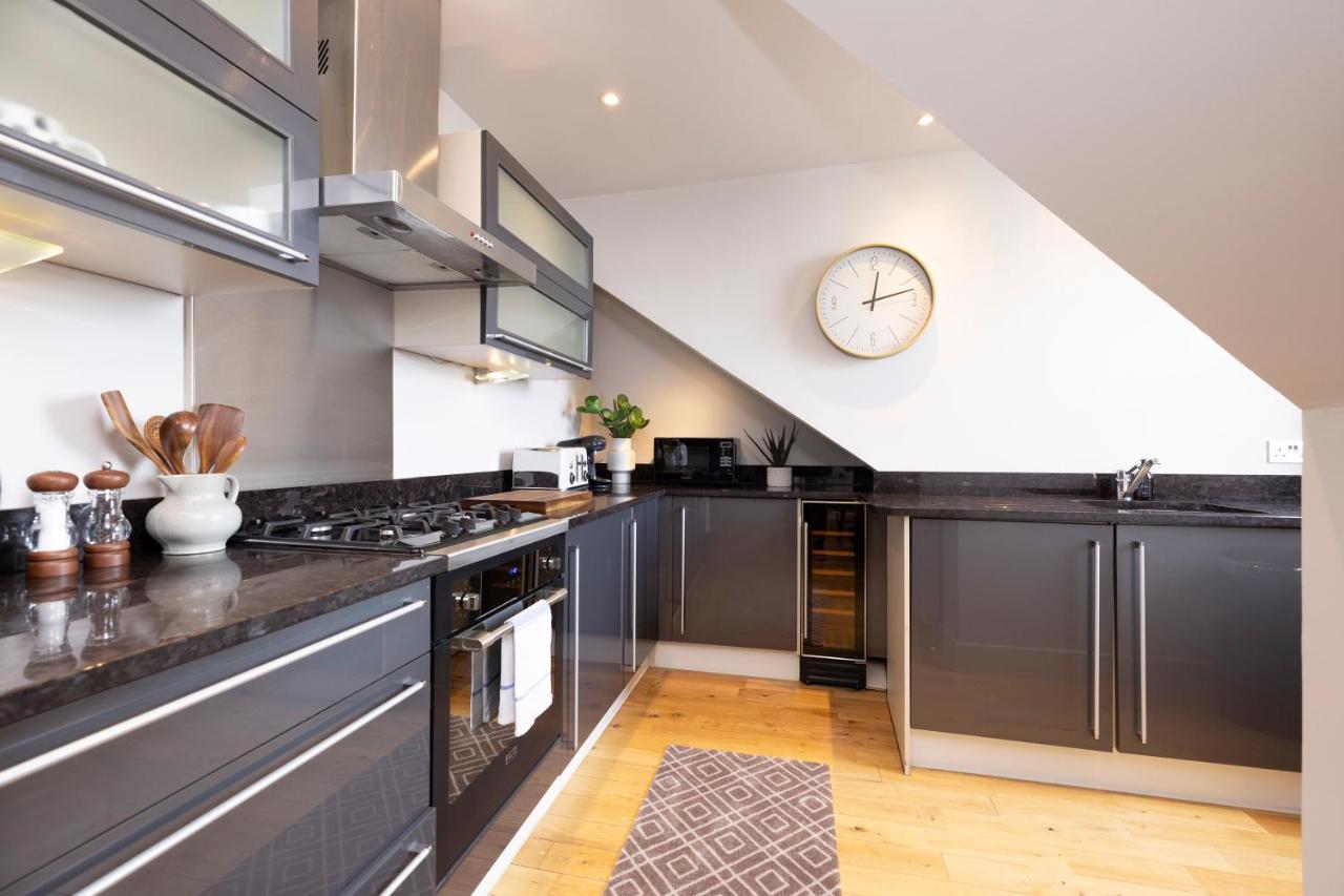 Joivy Luxury Flat Near Edinburgh Castle Lägenhet Exteriör bild